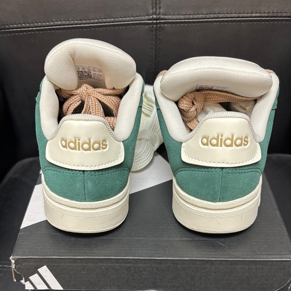 adidas Women’s Green Suede Sneakers with Cream Stripes & Tan Laces - Size 5 NIB - Picture 5 of 5